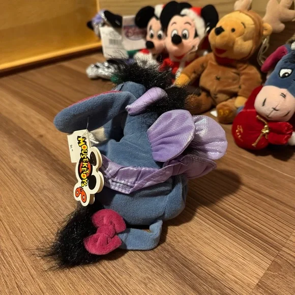 NWT 7 Disney 8” Christmas Mickey, Minnie, Pooh, Eeyore Plush Vintage 1990’s Lot - Picture 12 of 15